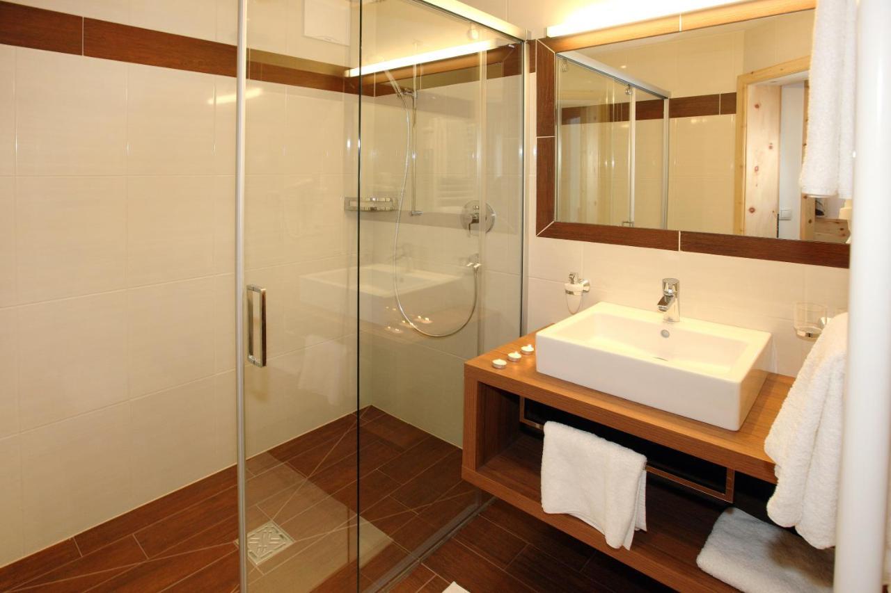 Appartements Alpenkristall Zell am Ziller Room photo