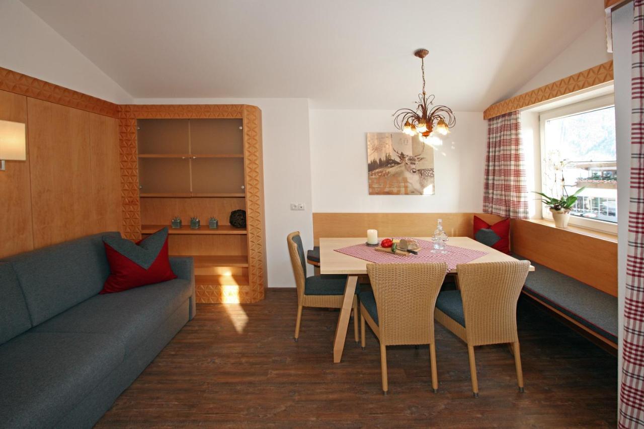 Appartements Alpenkristall Zell am Ziller Room photo